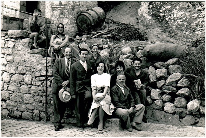 L'équipe di De Martino, in prima fila dal basso, al centro, nel 1959